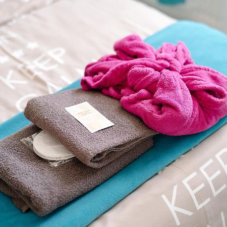 Gaestehaus Am Flughafen Duesseldorf Екстериор снимка